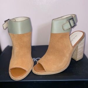 Tan heels